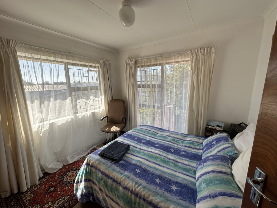 4 Bedroom Property for Sale in Hartenbos Central Western Cape